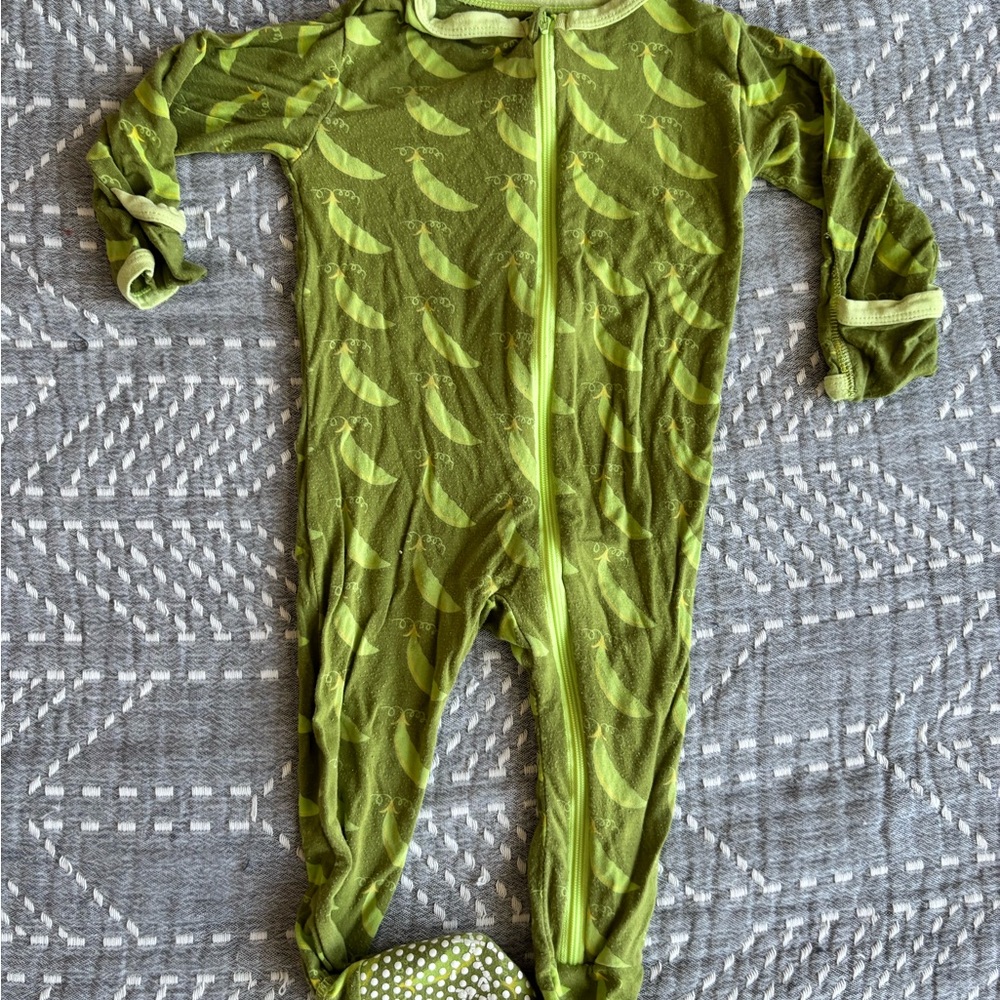 Kickee Pants Green Pea Pattern Footie